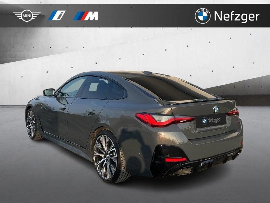 BMW M440