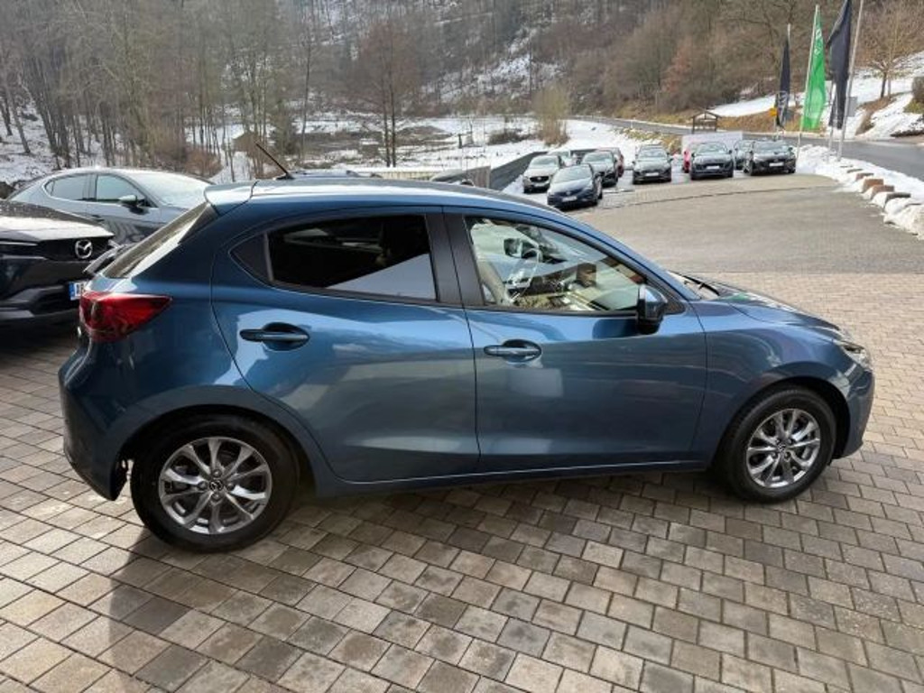 Mazda 2