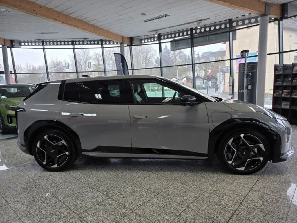Kia EV4