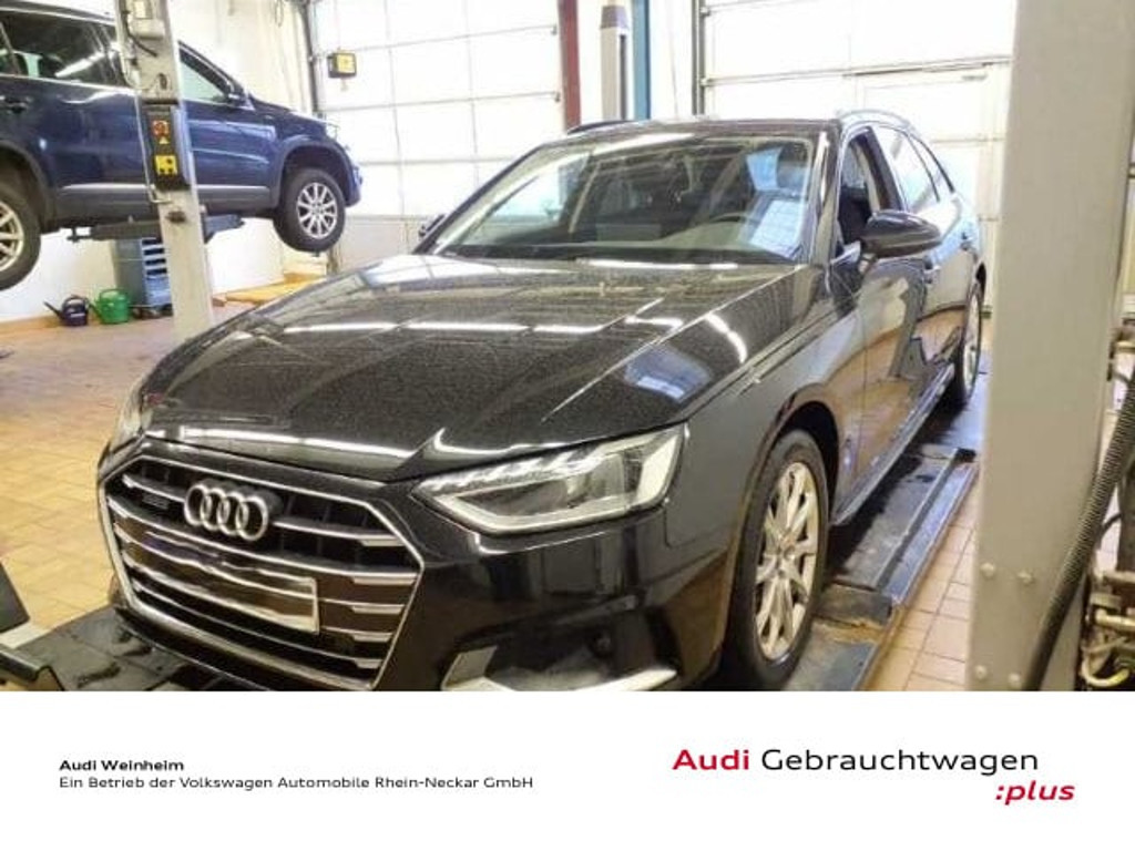 Audi A4 2023 Benzine