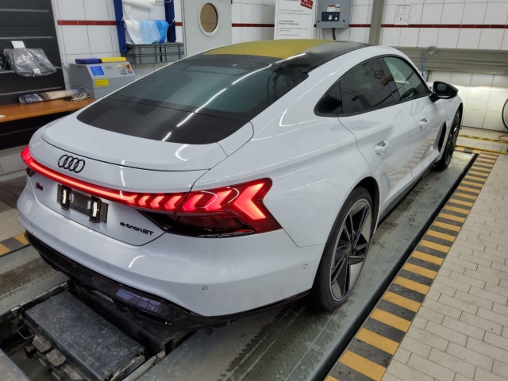 Audi RS e-tron GT