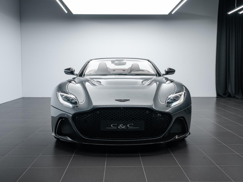 Aston Martin DBS