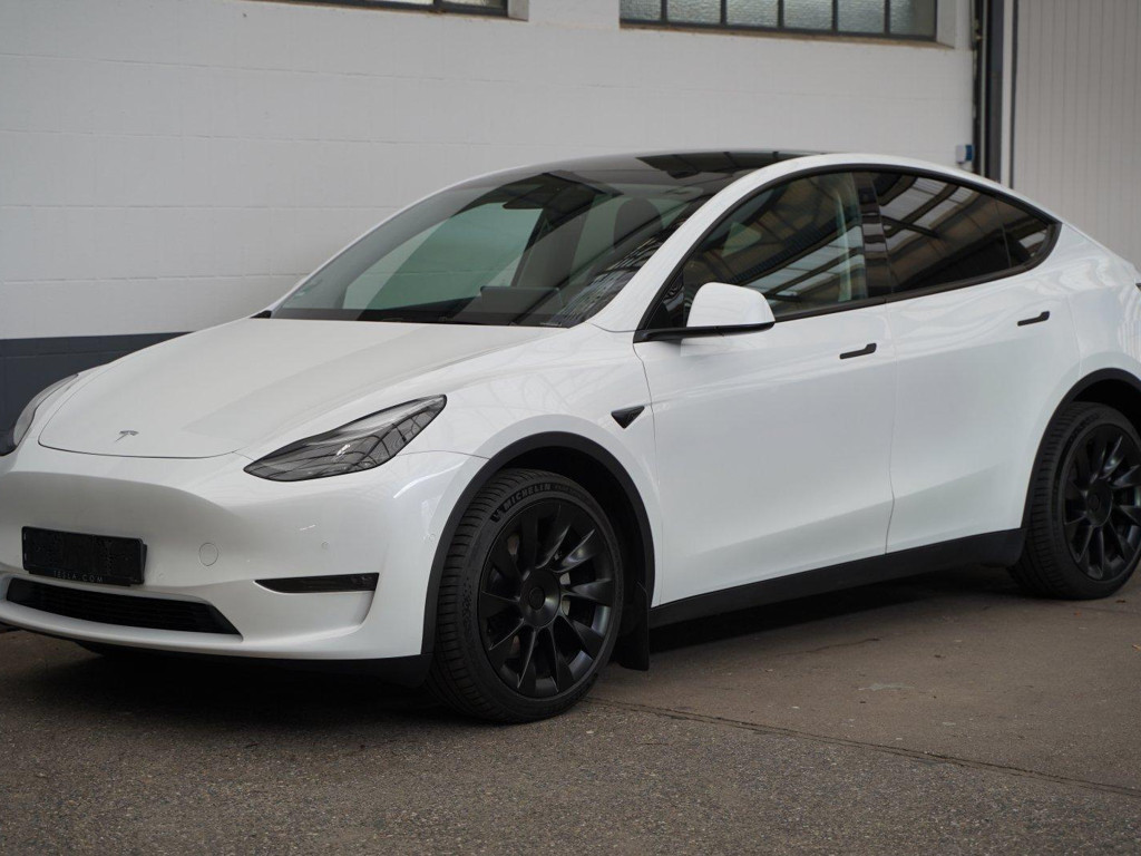 Tesla Model Y 2023 Elektrisch