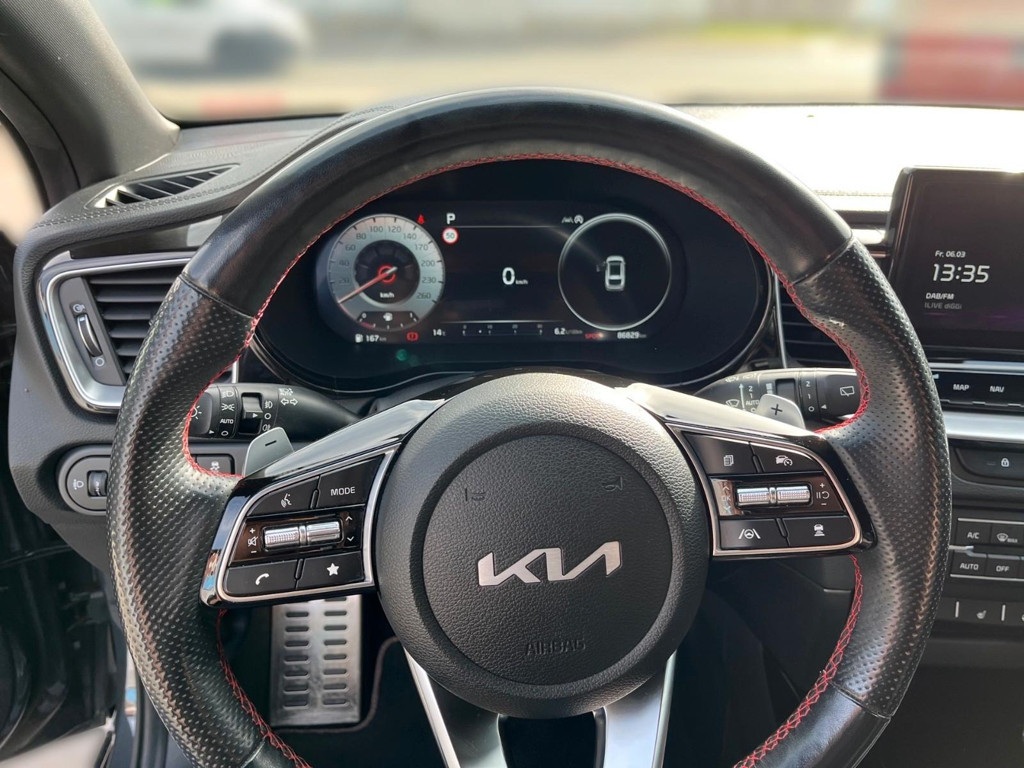 Kia ProCeed