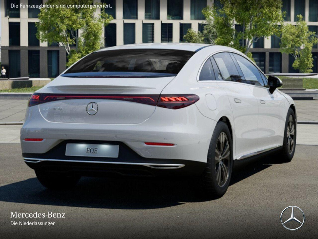 Mercedes-Benz EQE