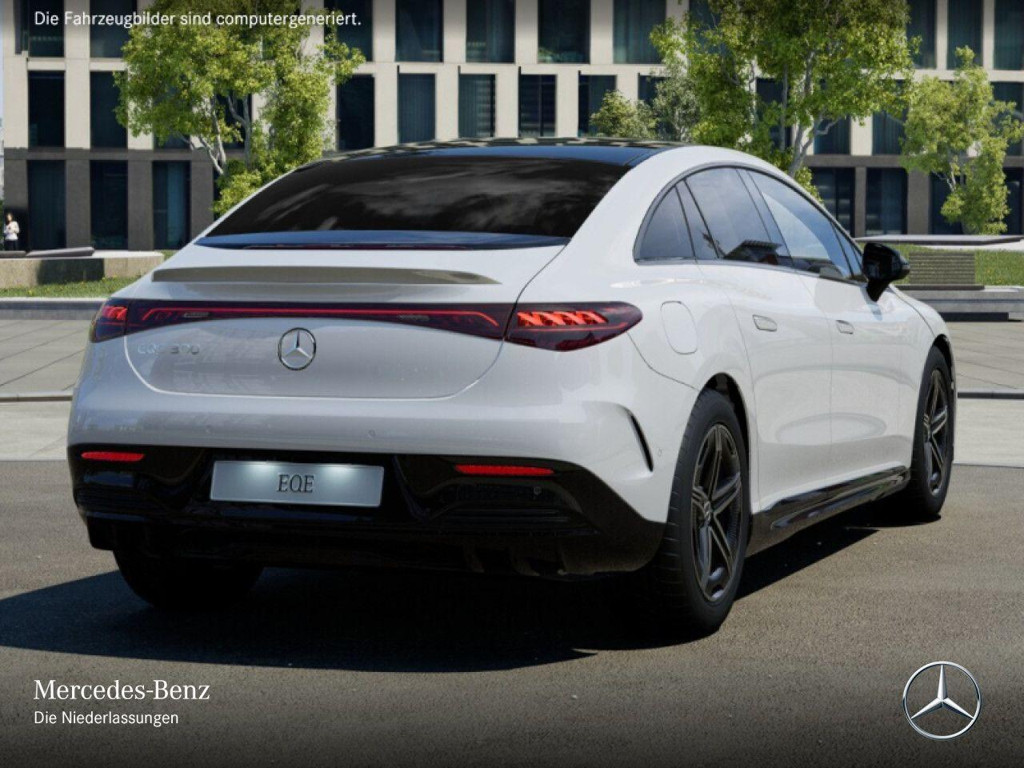 Mercedes-Benz EQE