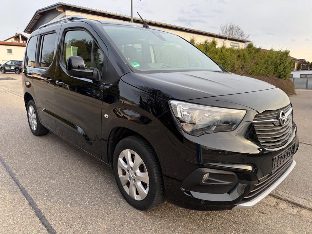 Opel Combo 2022 Benzine