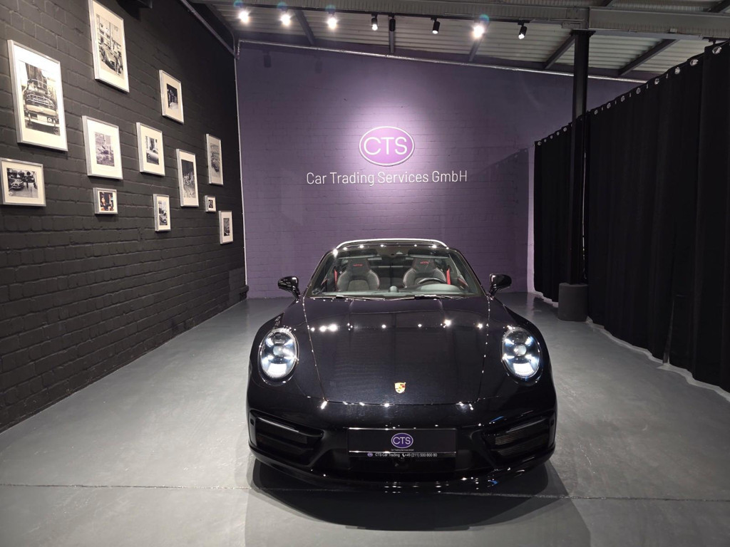 Porsche 911 2022 Benzine