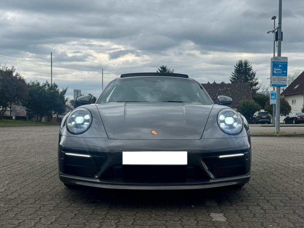 Porsche 992