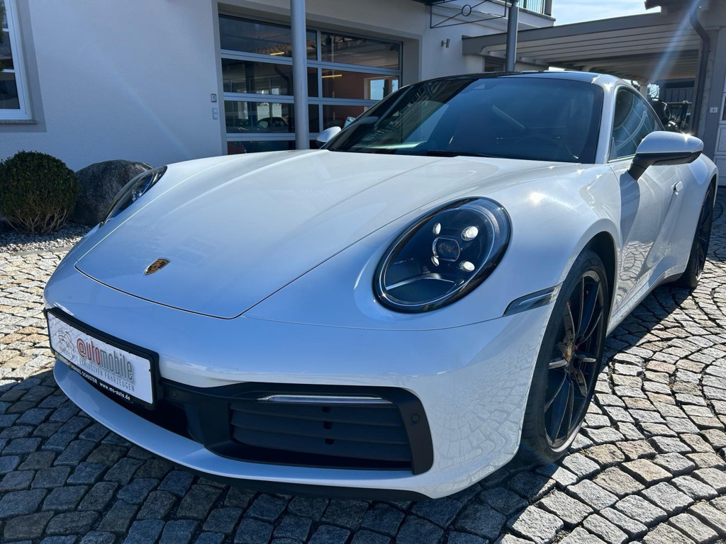 Porsche 992