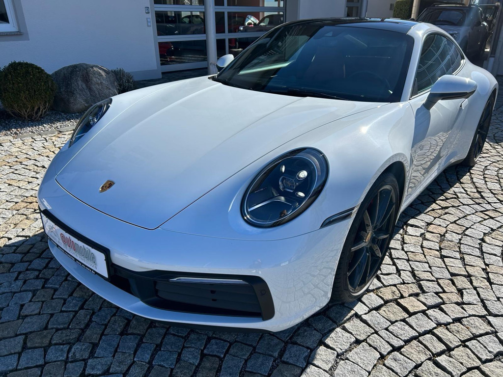Porsche 992