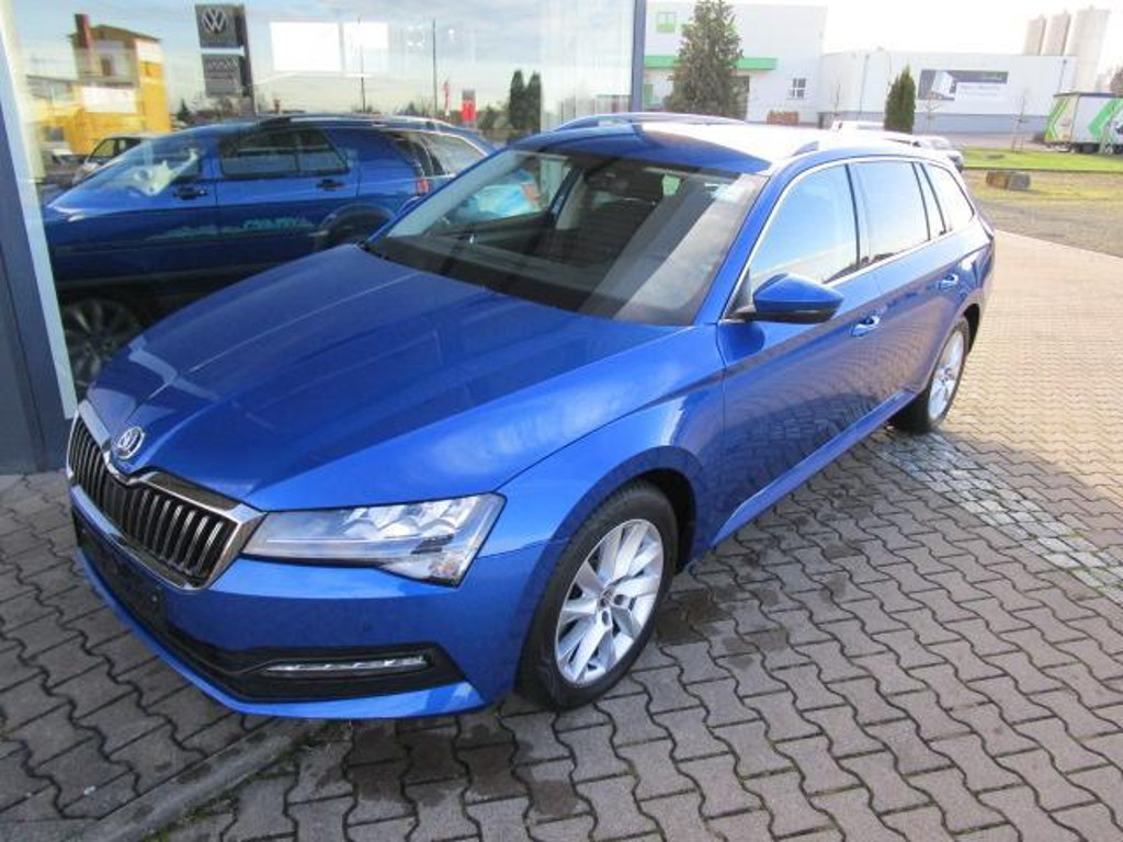 Skoda Superb 2024 Benzine