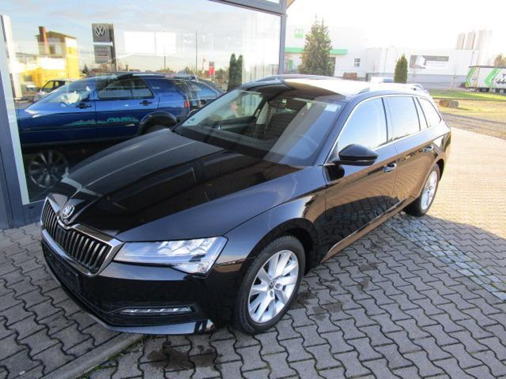 Skoda Superb 2024 Benzine