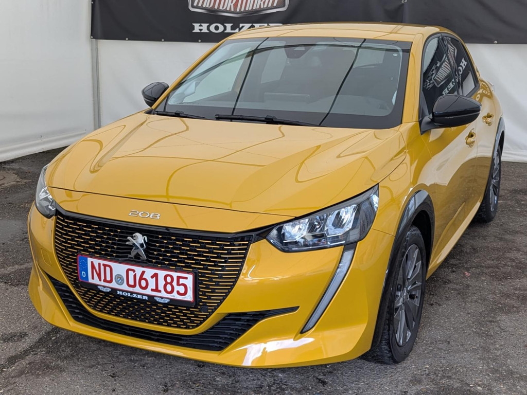 Peugeot e-208