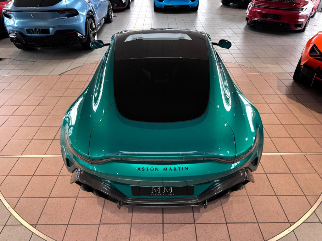 Aston Martin V8 Vantage