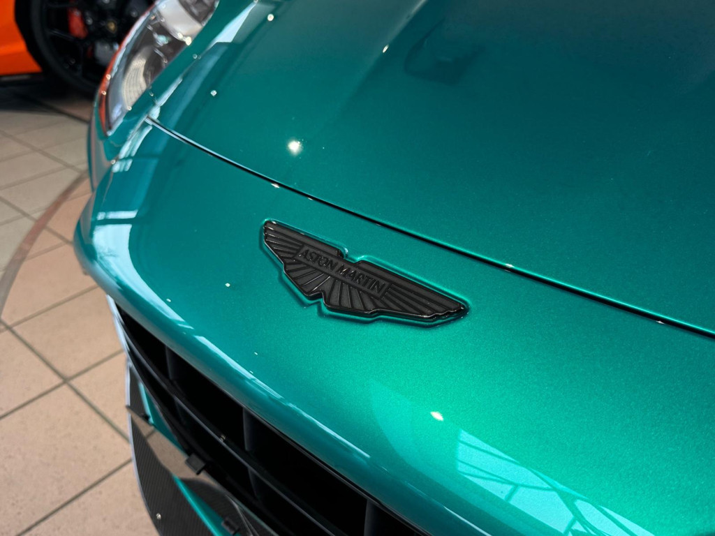 Aston Martin V8 Vantage