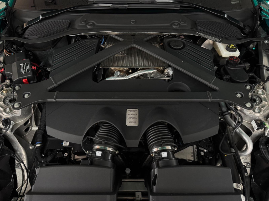 Aston Martin V8 Vantage