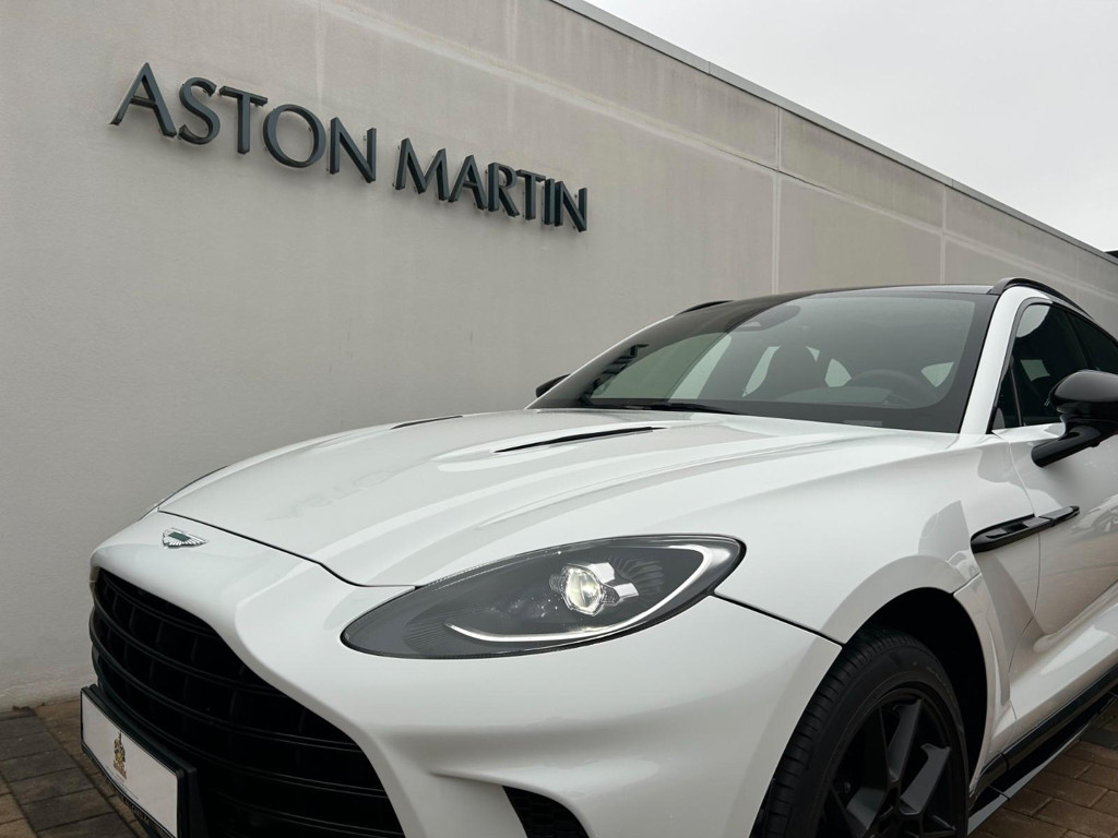 Aston Martin DBX