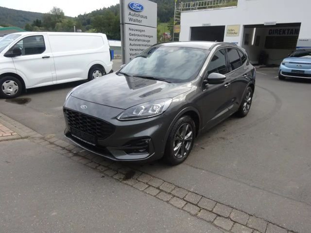 Ford Kuga 2023 Benzine