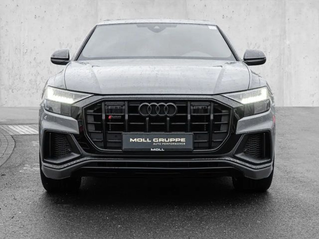 Audi SQ8