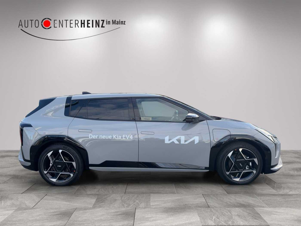 Kia EV4