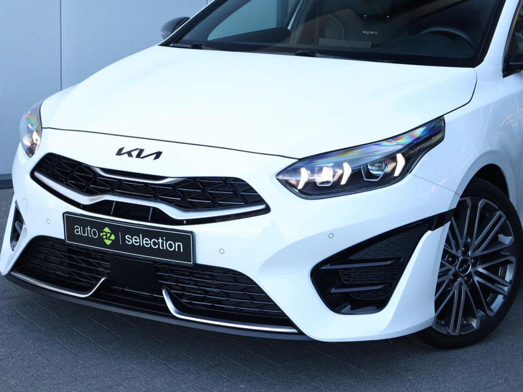 Kia ProCeed