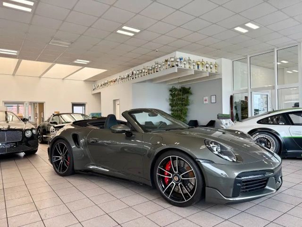 Porsche 992 2024 Benzine