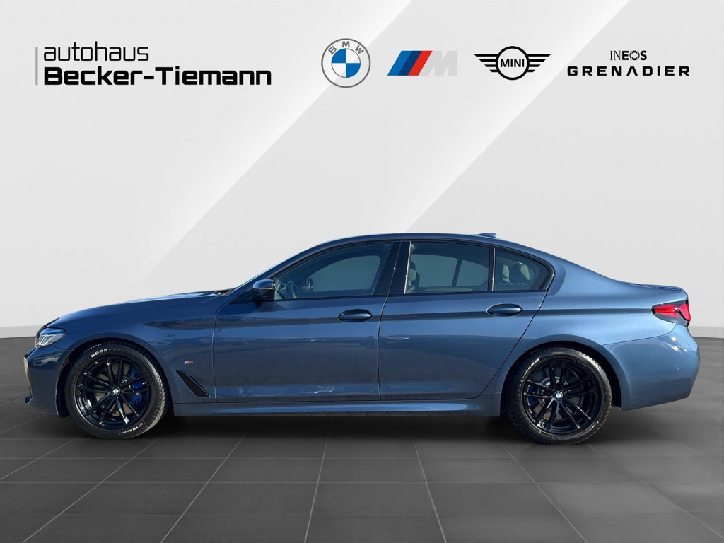 BMW M550