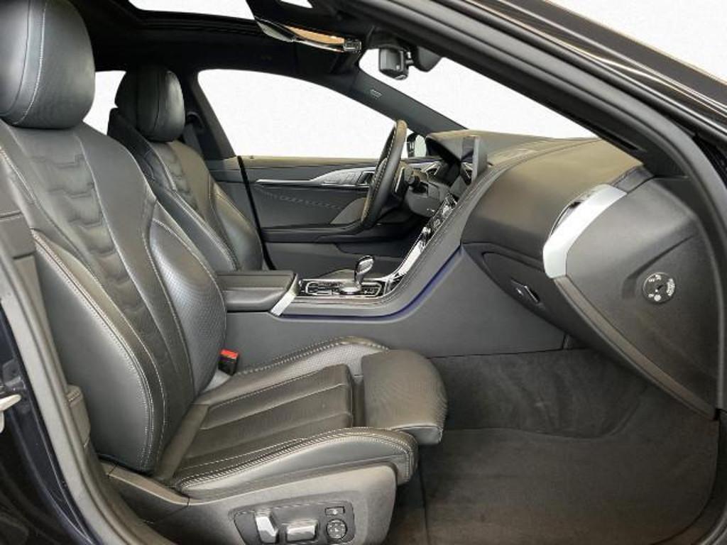 BMW M850