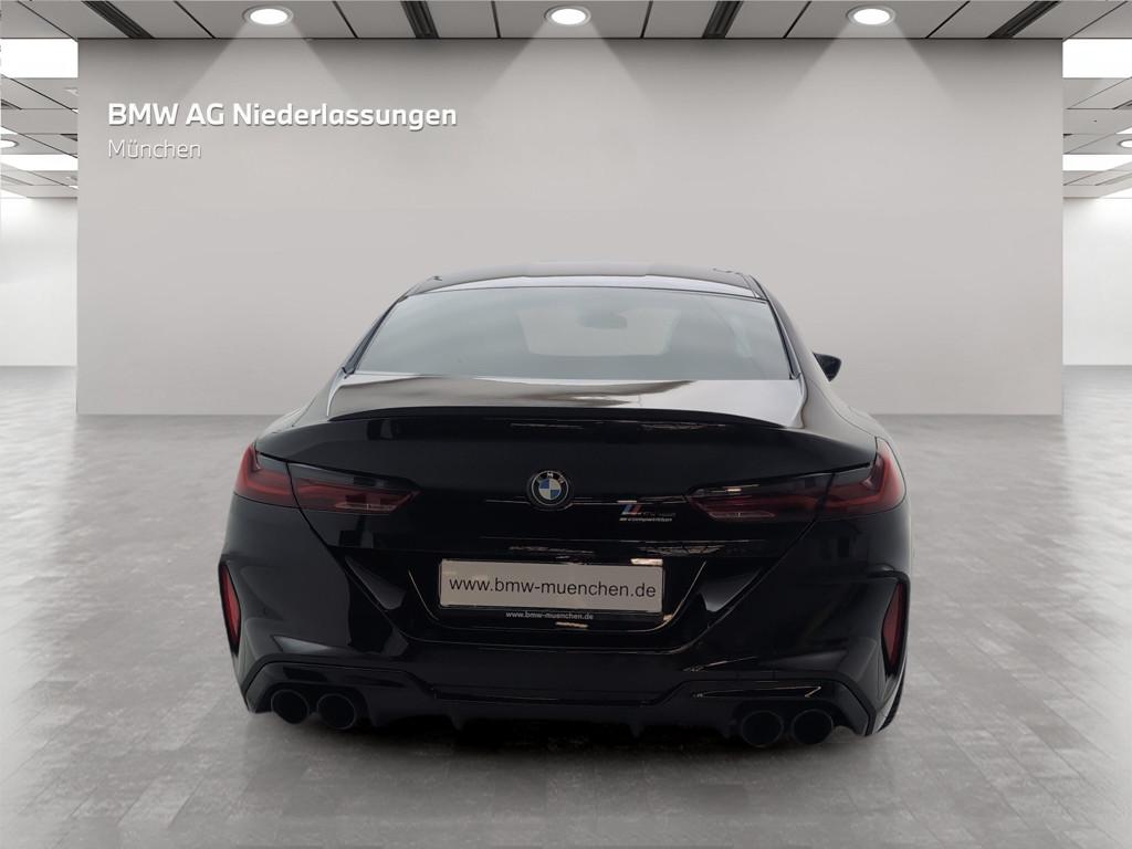 BMW M8