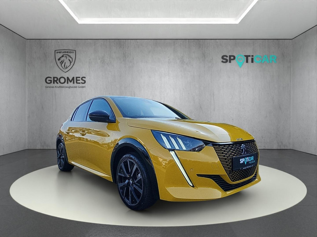 Peugeot e-208