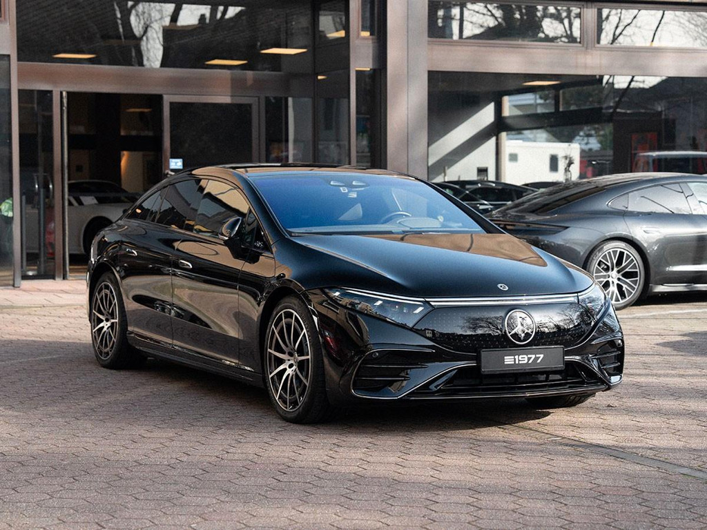 Mercedes-Benz EQS