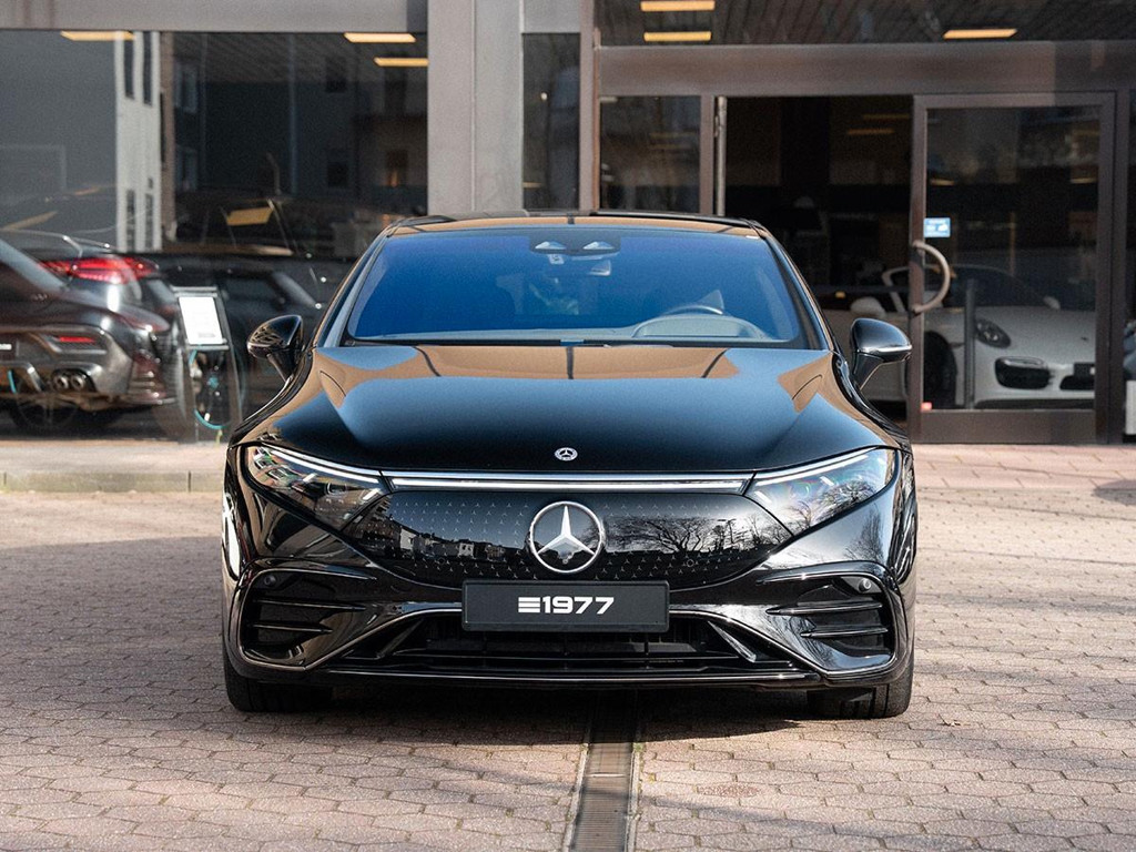 Mercedes-Benz EQS