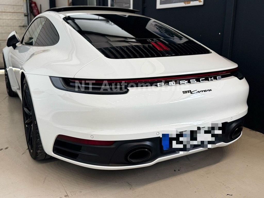 Porsche 992