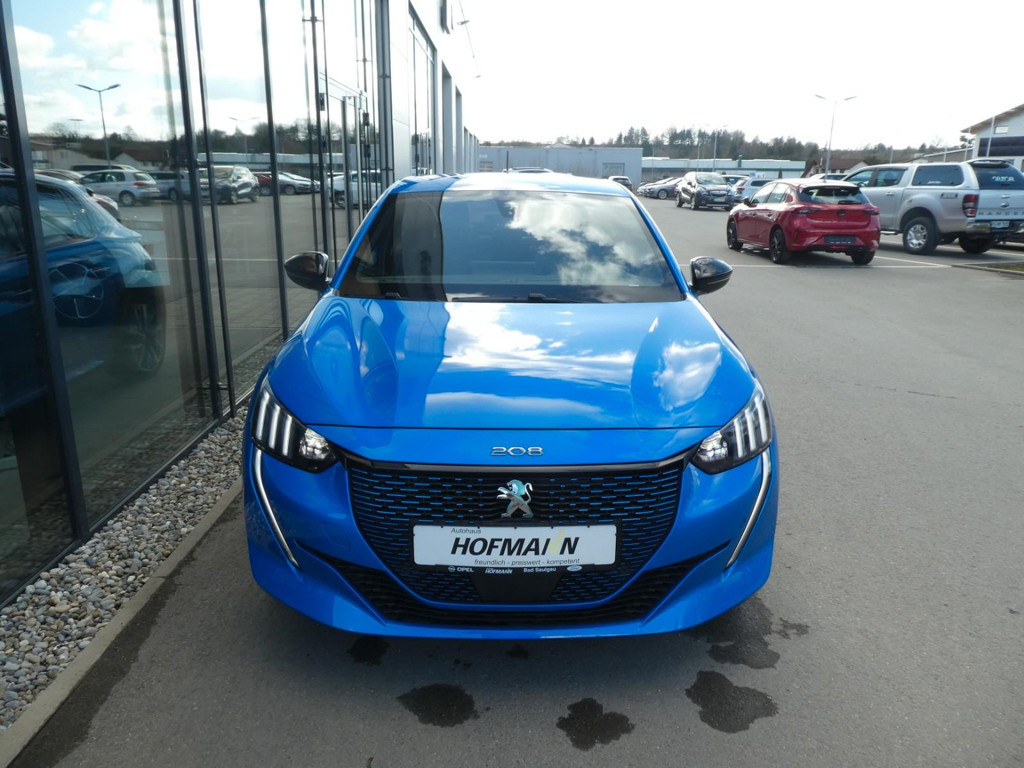 Peugeot e-208