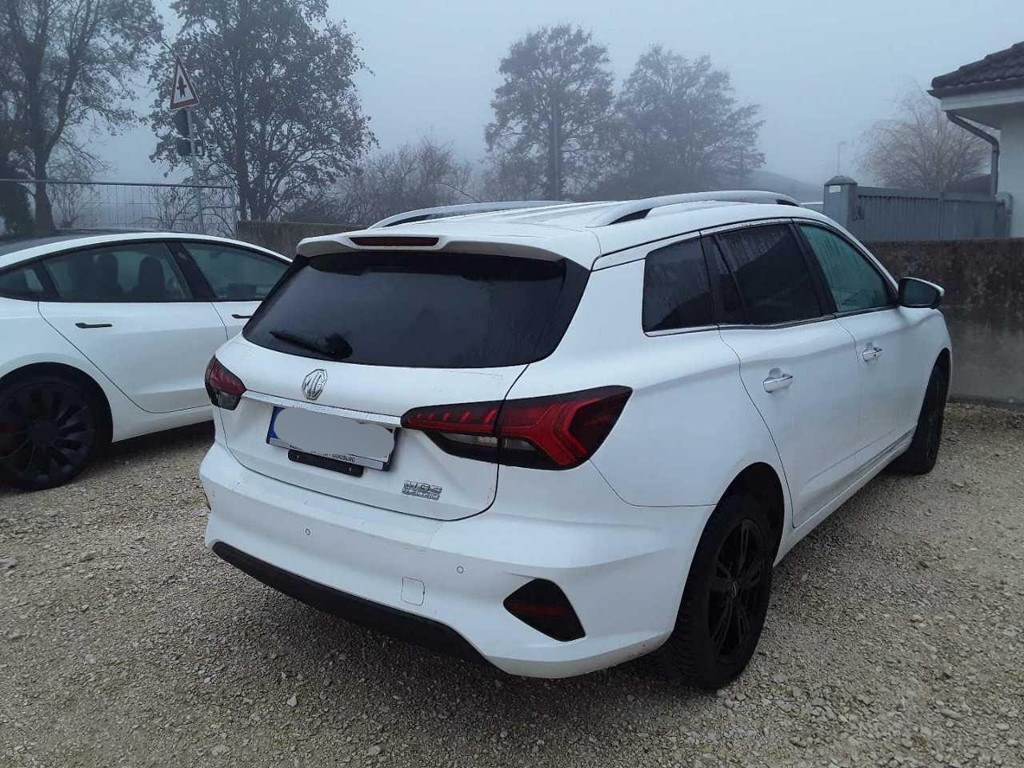 MG MG5