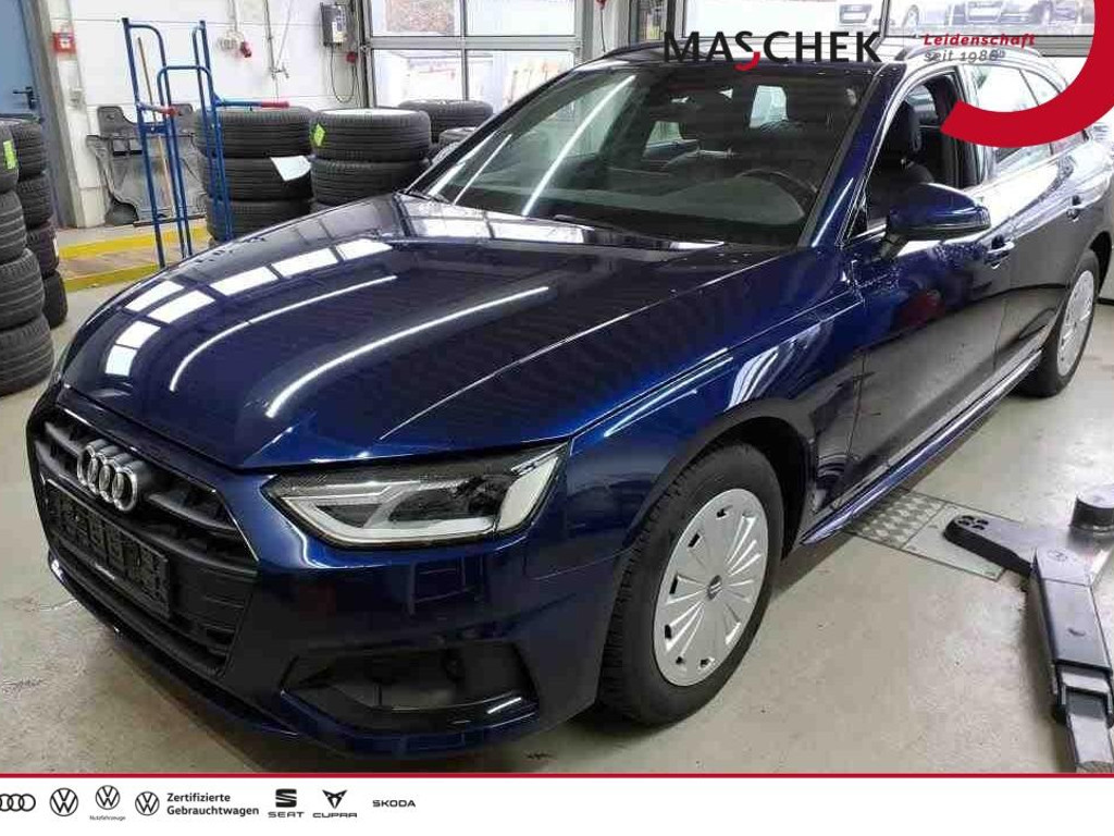 Audi A4 2022 Benzine