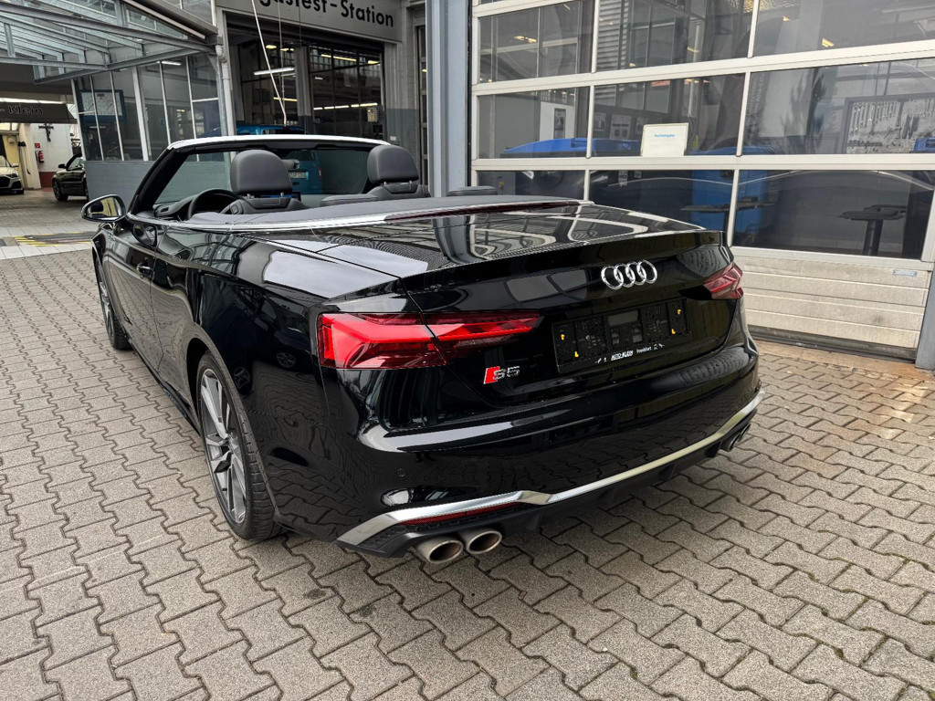 Audi S5