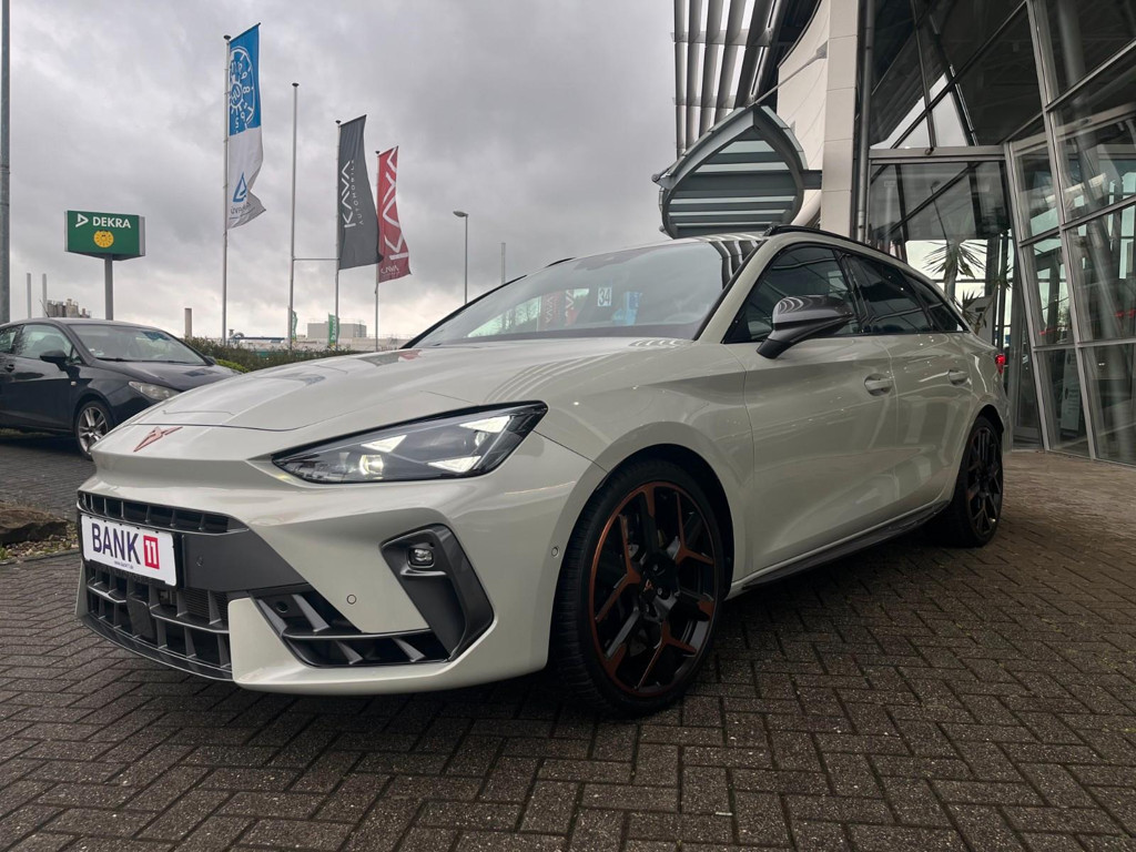 Cupra Leon 2025 Benzine