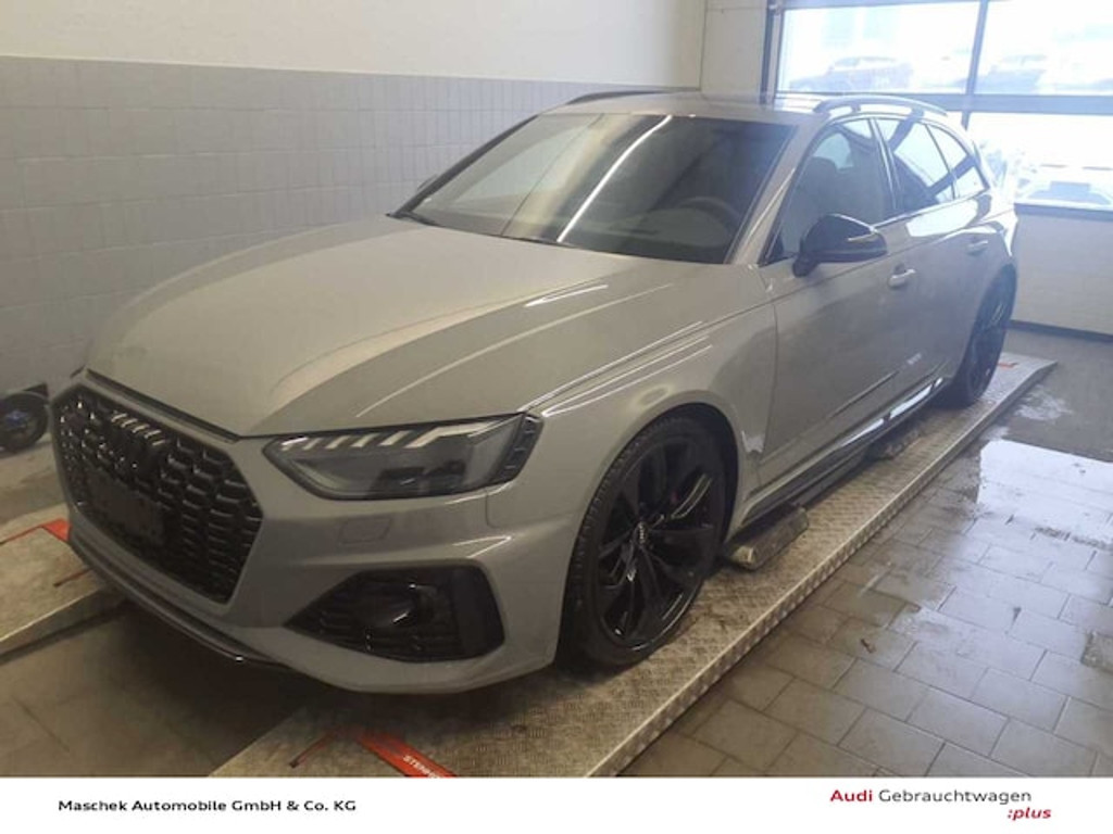 Audi RS4 2022 Benzine