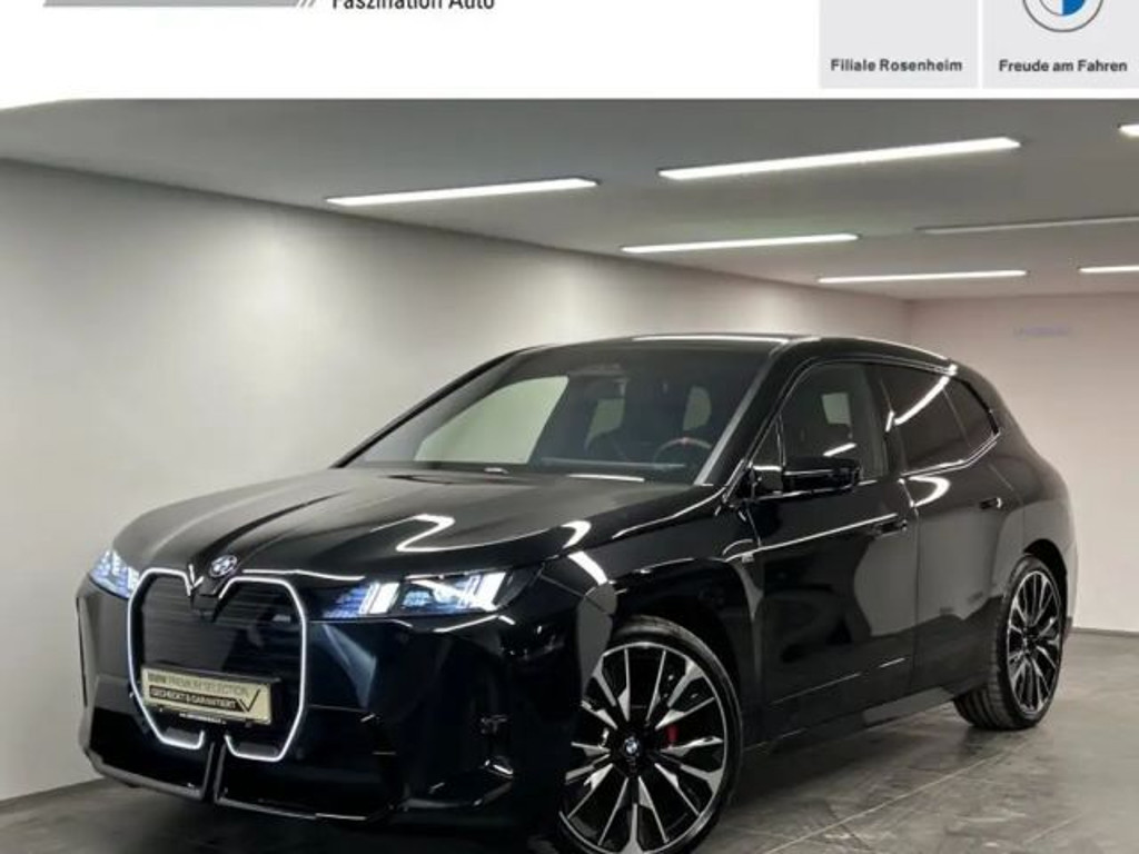 BMW iX