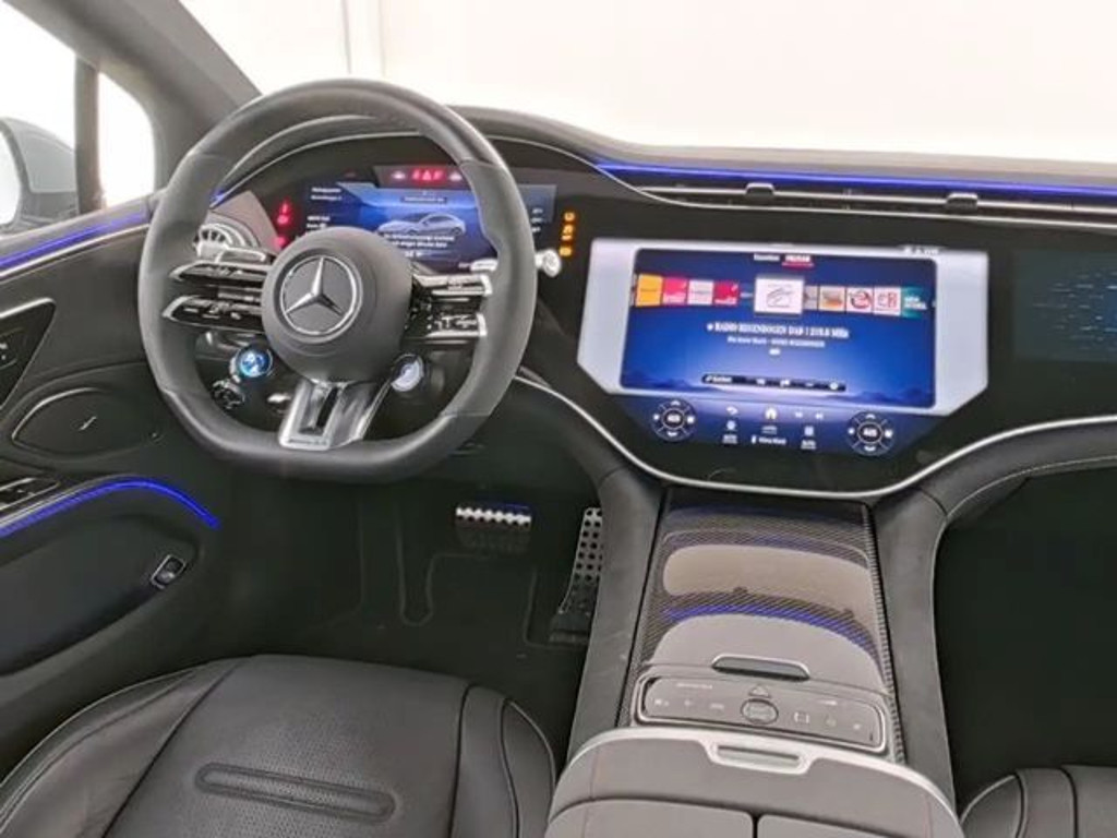 Mercedes-Benz EQS