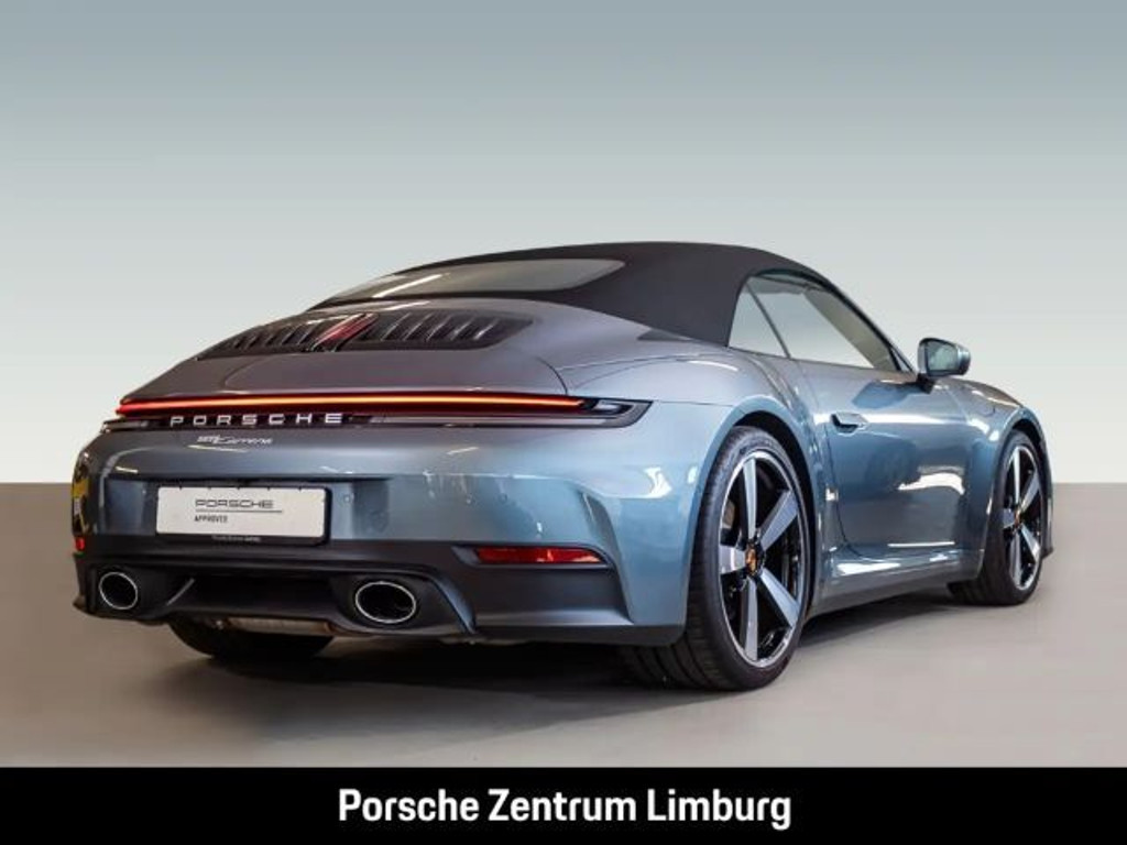 Porsche 992