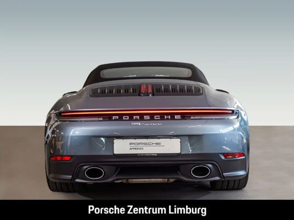 Porsche 992