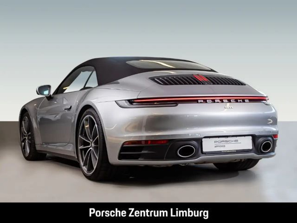 Porsche 992