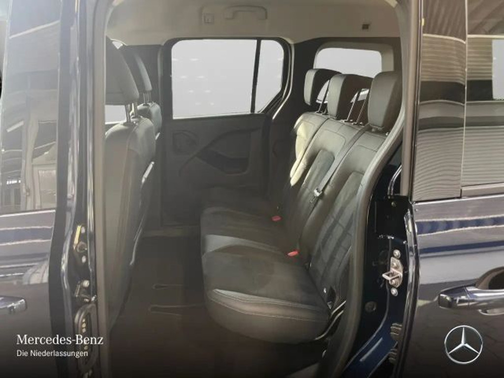 Mercedes-Benz T 180