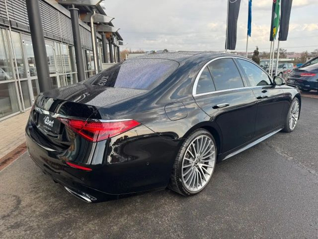 Mercedes-Benz S-Klasse