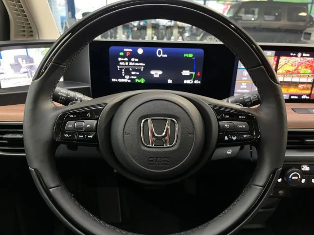 Honda e