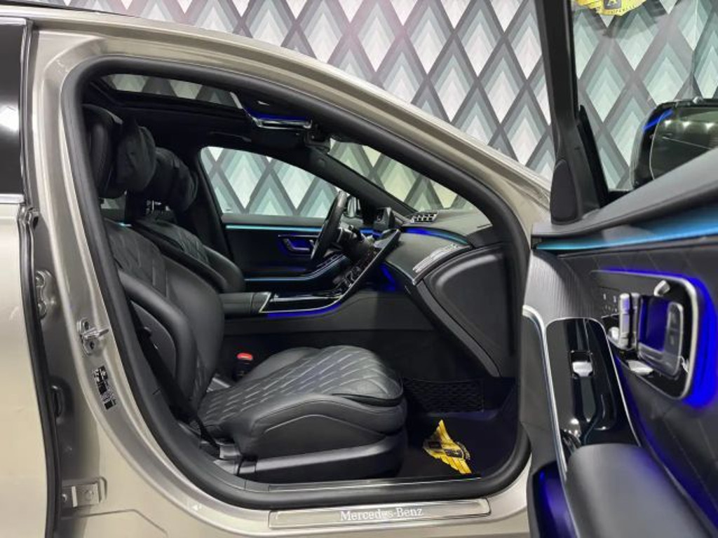 Mercedes-Benz S-Klasse