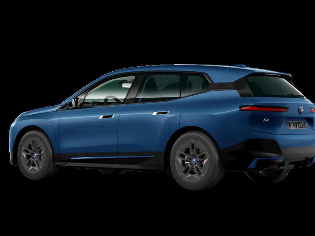 BMW iX